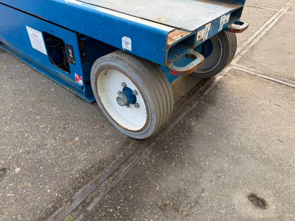 Foto 17 van Skyjack SJ 3226 Schaar hoogwerker 10 meter (bj 2015)