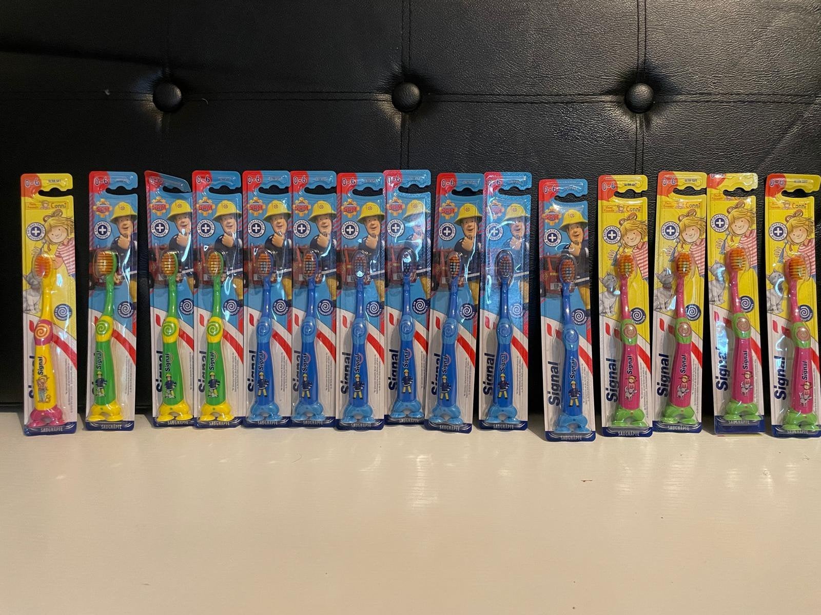 nieuwe tandenborstels  1€ per stuk, Ophalen of Verzenden, Nieuw, Tandenborstel