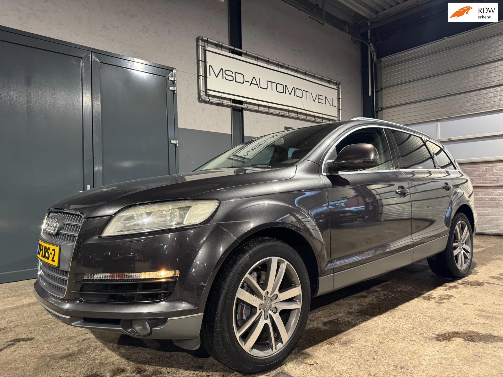 Audi Q7 4.2 FSI quattro Pro Line 5+2 7 Persoons, Auto's, Audi, Automaat, Gebruikt, 8 cilinders, 2245 kg