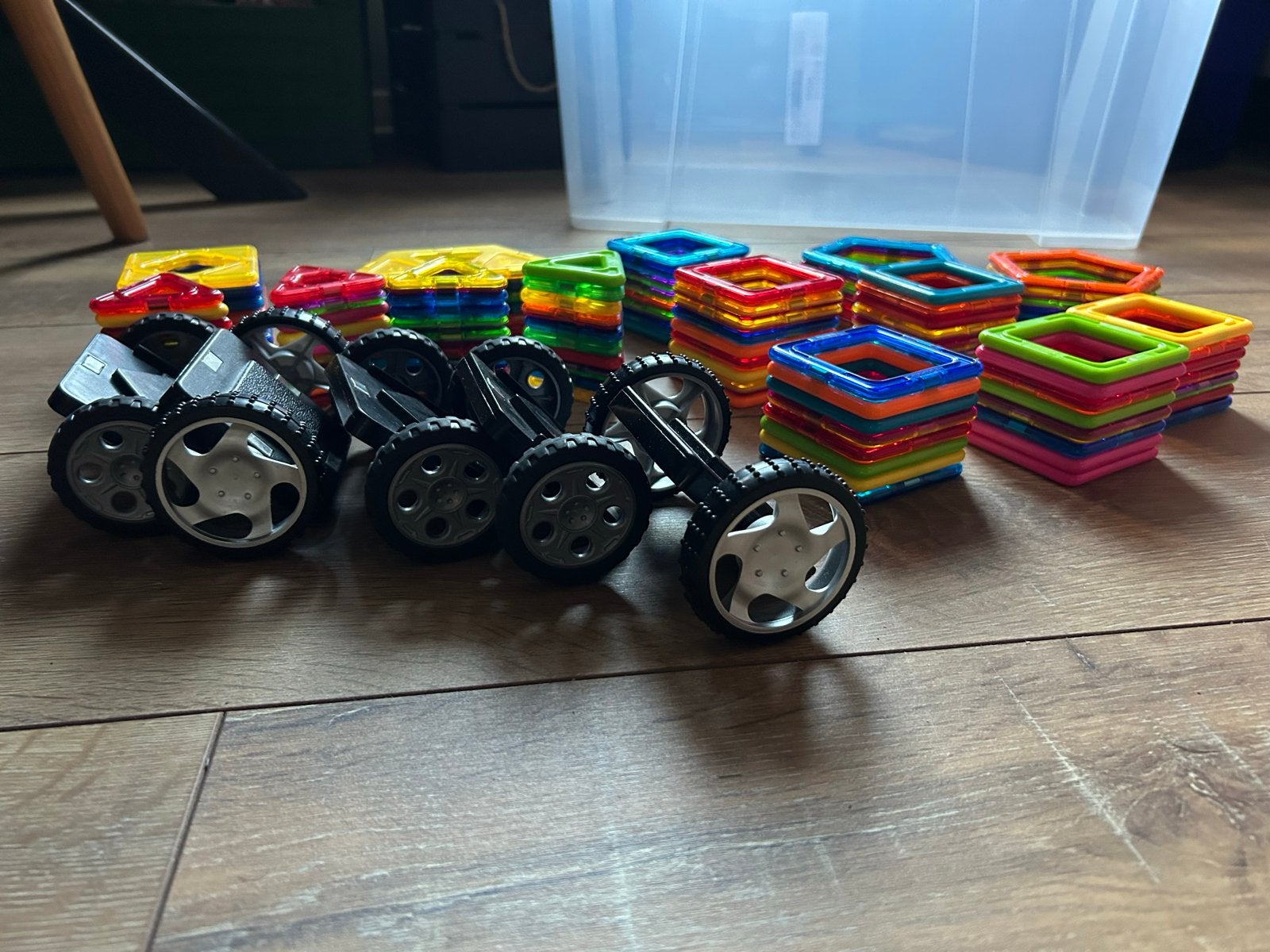 Magnetische bouwblokken met wielen - Magneet speelgoed, Kinderen en Baby's, Speelgoed | Bouwstenen, Verzenden, Gebruikt, Overige merken
