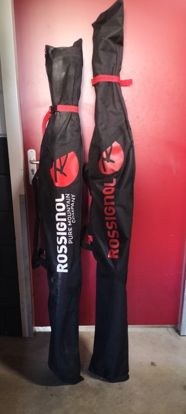 Ski's met stokken, schoenen, helmen en brillen, Ophalen, 160 tot 180 cm, Gebruikt, Salomon