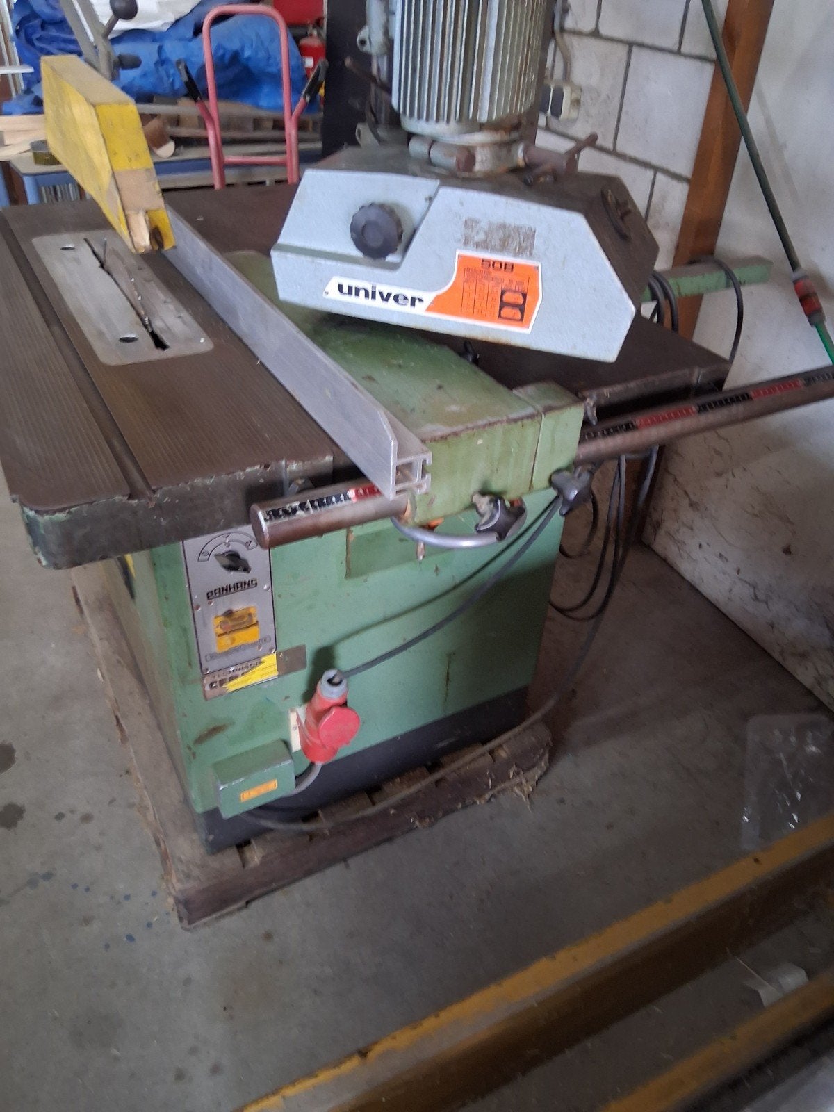 cirkelzaagmachine (merk Panhans)met sponningblok 3cm, Doe-het-zelf en Verbouw, Gebruikt, Cirkelzaag, 70 mm of meer, Ophalen of Verzenden