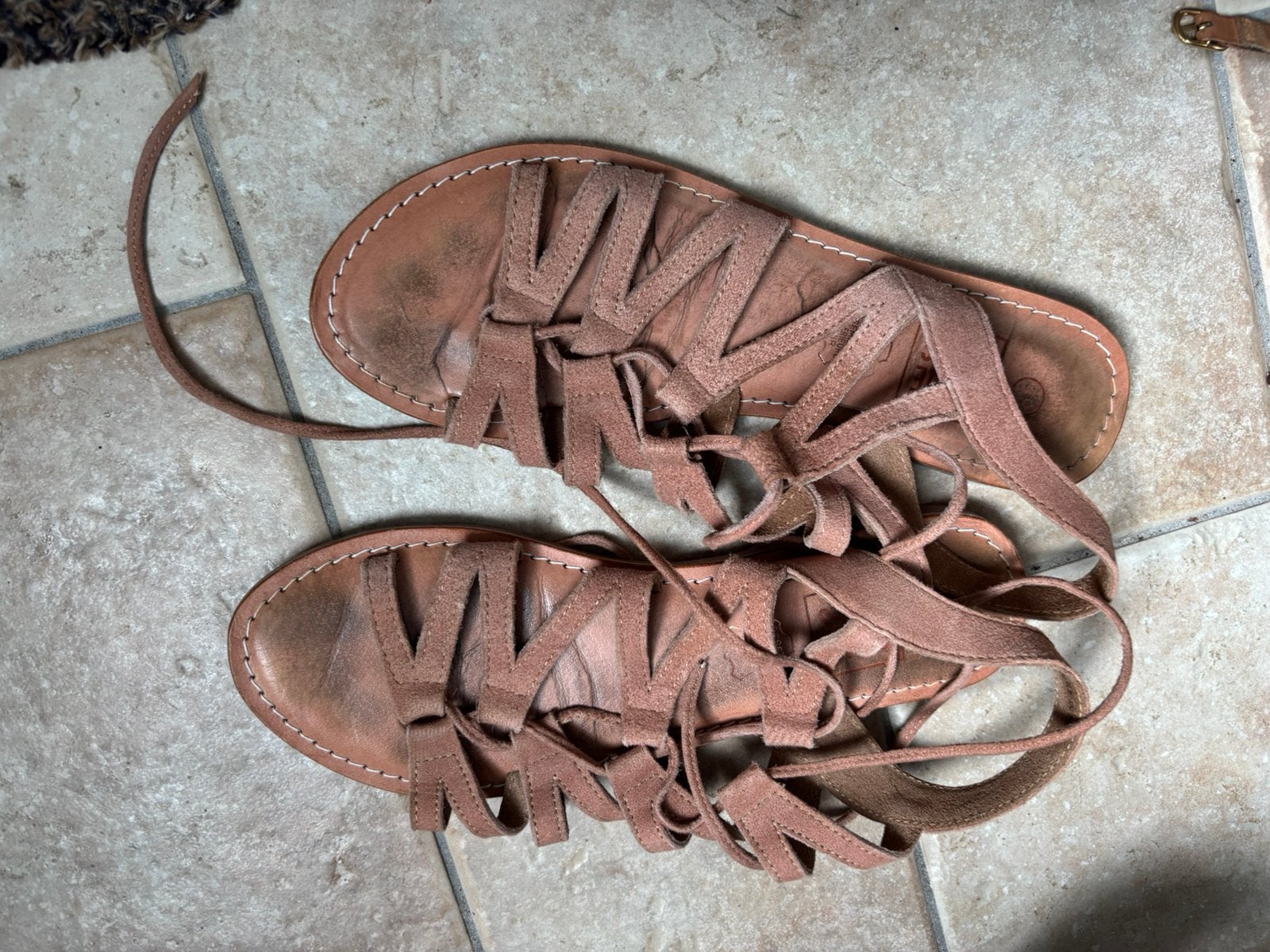 Sandaaltjes suede oudroze, Kleding | Dames, Schoenen, Ophalen, Gedragen, Roze, Sandalen of Muiltjes