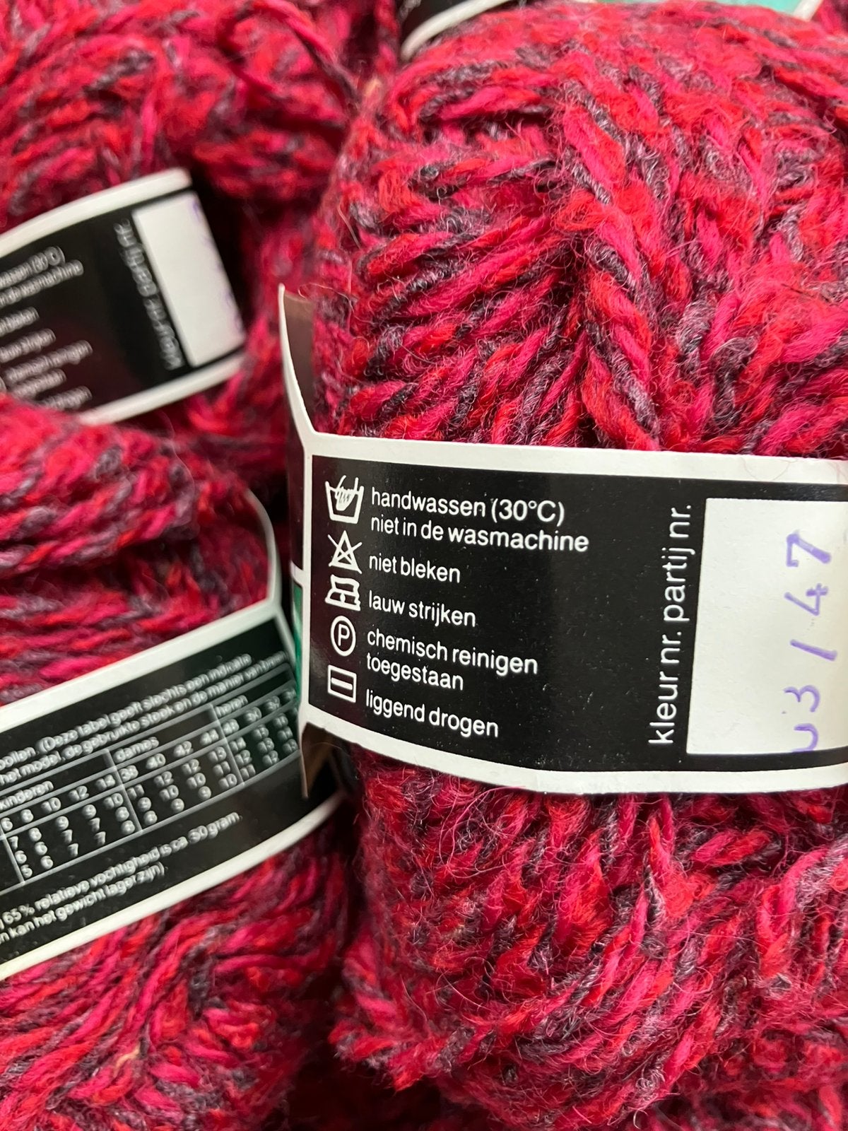 13 Hema Rustico, rood tweed garen met cashmere, Ophalen of Verzenden, Nieuw, Breien of Haken, Wol of Garen