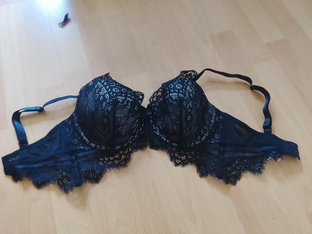 Hunkemöller, Ophalen of Verzenden, Zwart, BH
