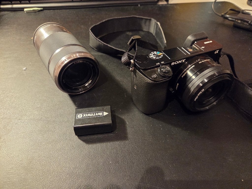 Foto 7 van Sony A6000 zeer lage shuttercount!
