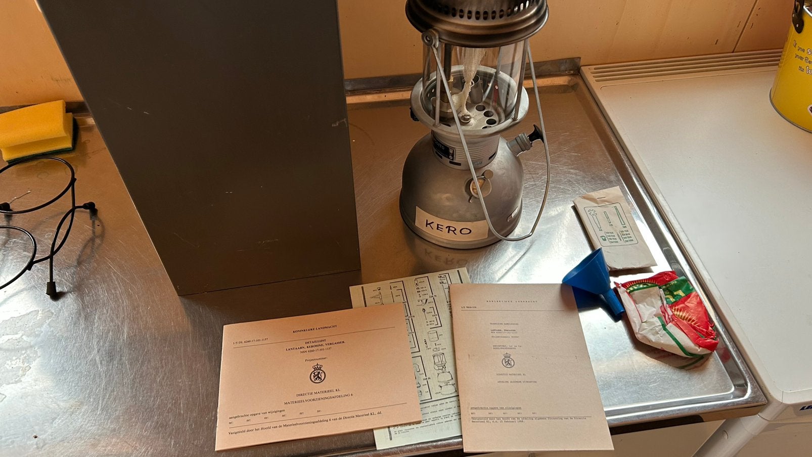 Kero lamp defensie, Ophalen, Gebruikt