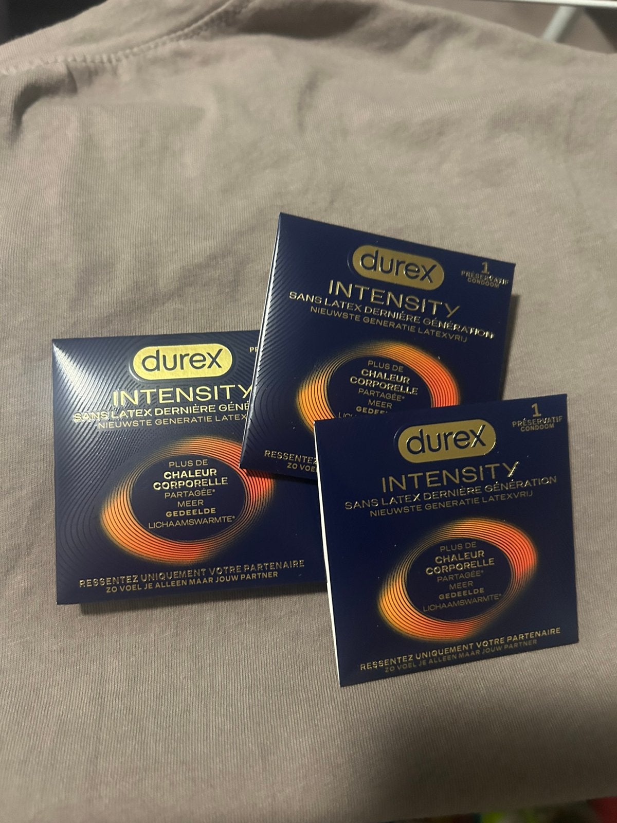 Durex Condooms Intensity - 60 stuks in doos, Ophalen of Verzenden, Nieuw, Overige typen