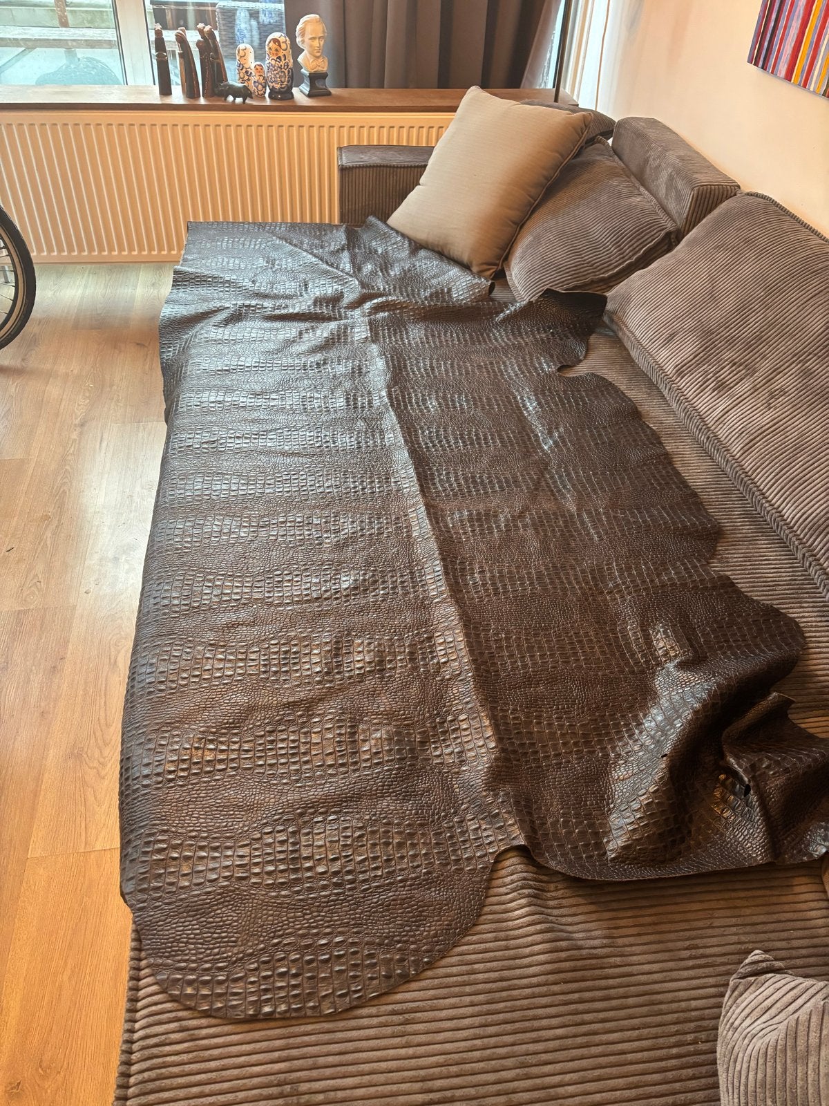 Bruin Croco Leder Huid - 289x160 cm, Gebruikt, Bruin, 120 cm of meer, Leer of Kunstleer
