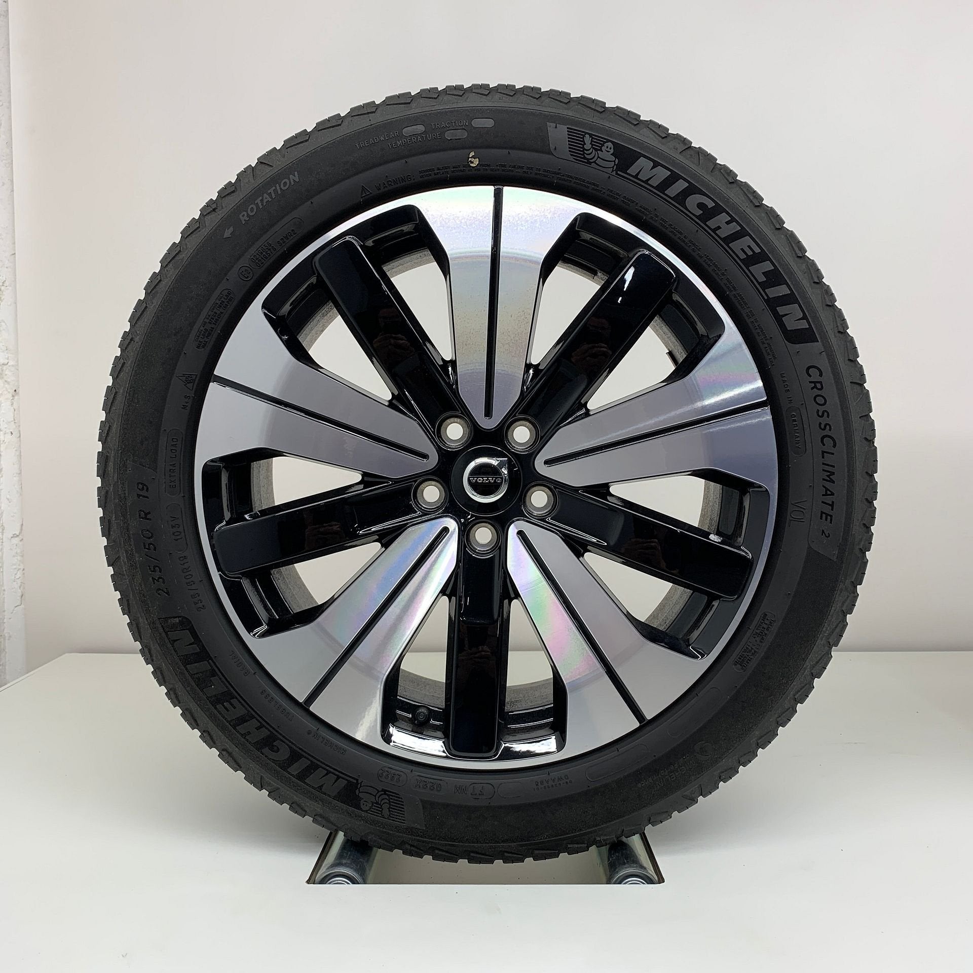 Volvo XC40 - 19 inch - all season, Auto-onderdelen, Banden en Velgen, 19 inch, Gebruikt, Banden en Velgen, Ophalen of Verzenden