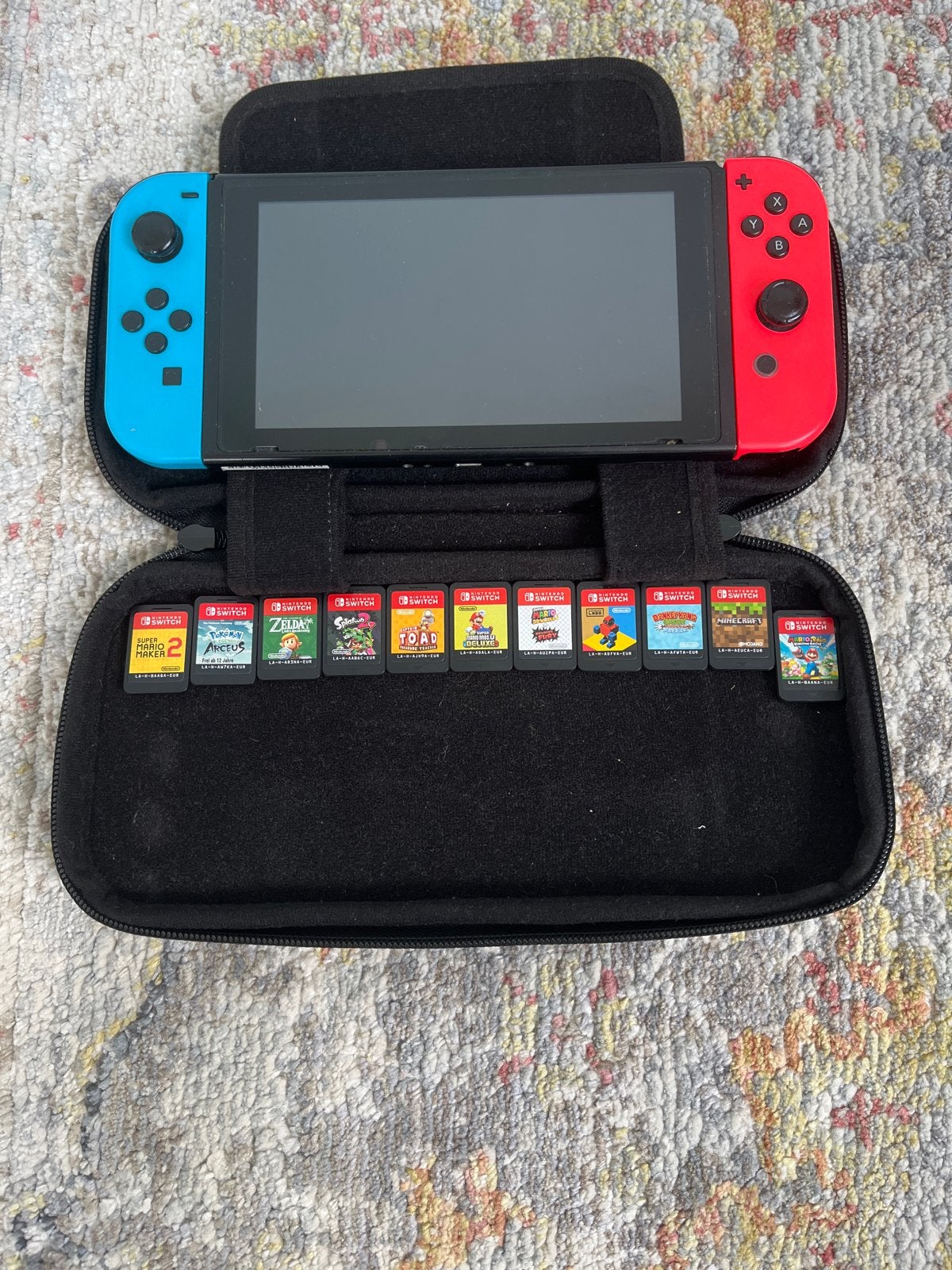 Nintendo Switch met 11 spellen en hoes incl dock en doos, Ophalen, Met 2 controllers, Switch Original, Gebruikt