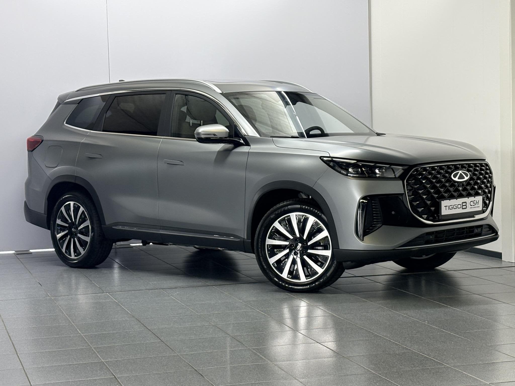 Chery Tiggo 8 1.5TGDI PHEV UNIQUE NIEUW BINNEN! De Tiggo 8 P, Auto's, 12 maanden, 4 cilinders, 7 stoelen, Hybride Elektrisch/Benzine