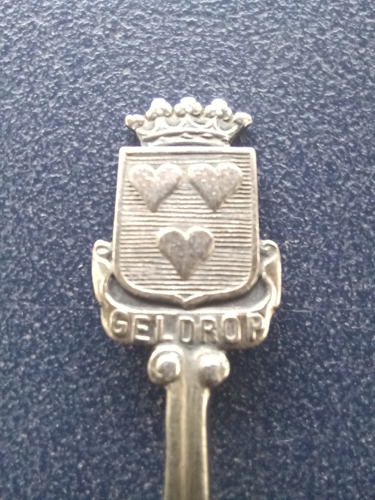 Theelepeltje Geldrop (wapenschild, stadswapen, kerk), Antiek en Kunst, Antiek | Bestek, Ophalen of Verzenden