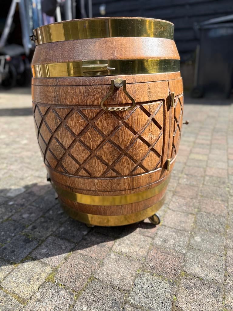 Antieke mini bar in wijnvat - Uniek en sfeervol, Antiek en Kunst, Antiek | Woonaccessoires, Ophalen