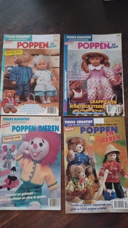 4 stuks, breien en haken voor poppen en beren, Ophalen of Verzenden, Zo goed als nieuw, Breien, Patroon of Boek