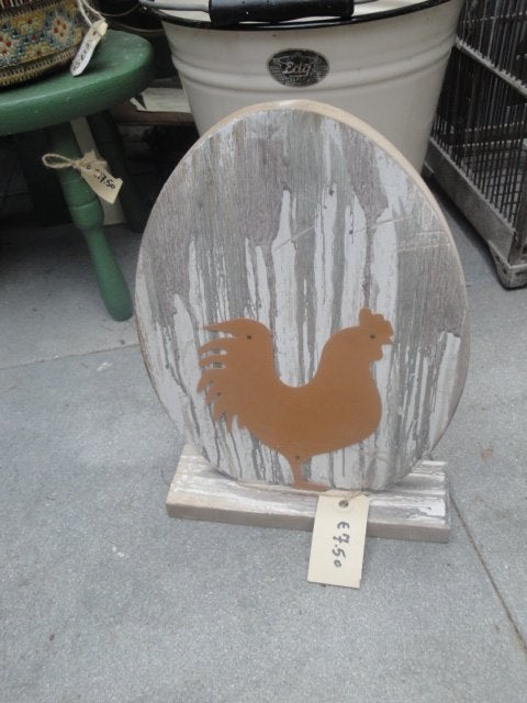 houten ei met metalen haan, Ophalen of Verzenden