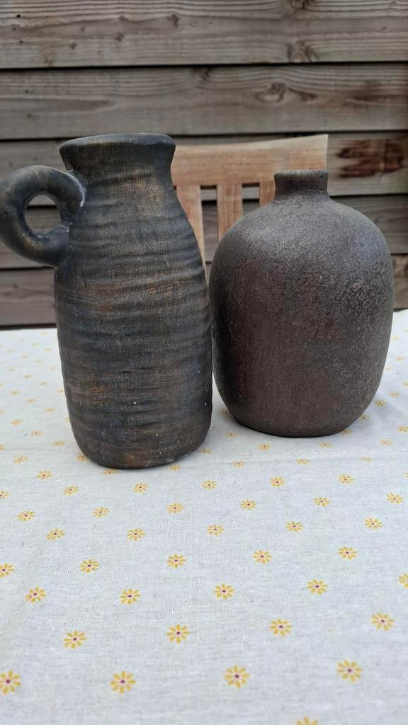 2 vazen_ kruiken, Huis en Inrichting, Woonaccessoires | Vazen, Ophalen, Steen, Overige kleuren, Zo goed als nieuw