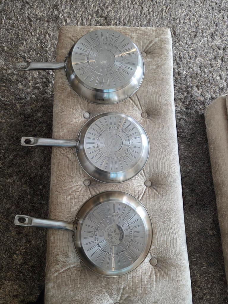 Mooie rvs tefal pannen te koop, Ophalen, Zo goed als nieuw, Rvs, Pannenset