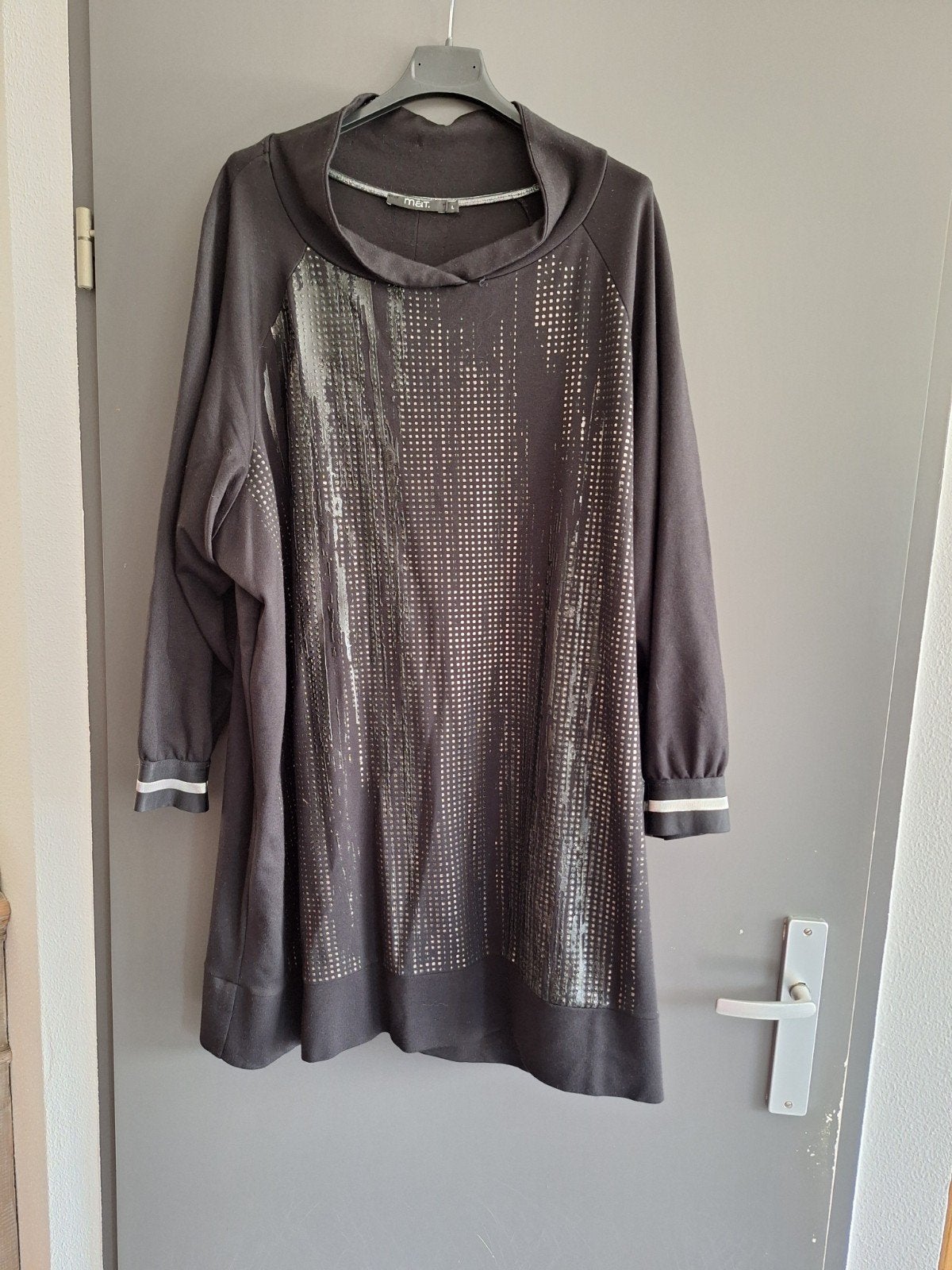 MAT zwarte tuniek mt L 50/52, Kleding | Dames, Grote Maten, Ophalen of Verzenden, Zo goed als nieuw, Zwart, Blouse of Tuniek