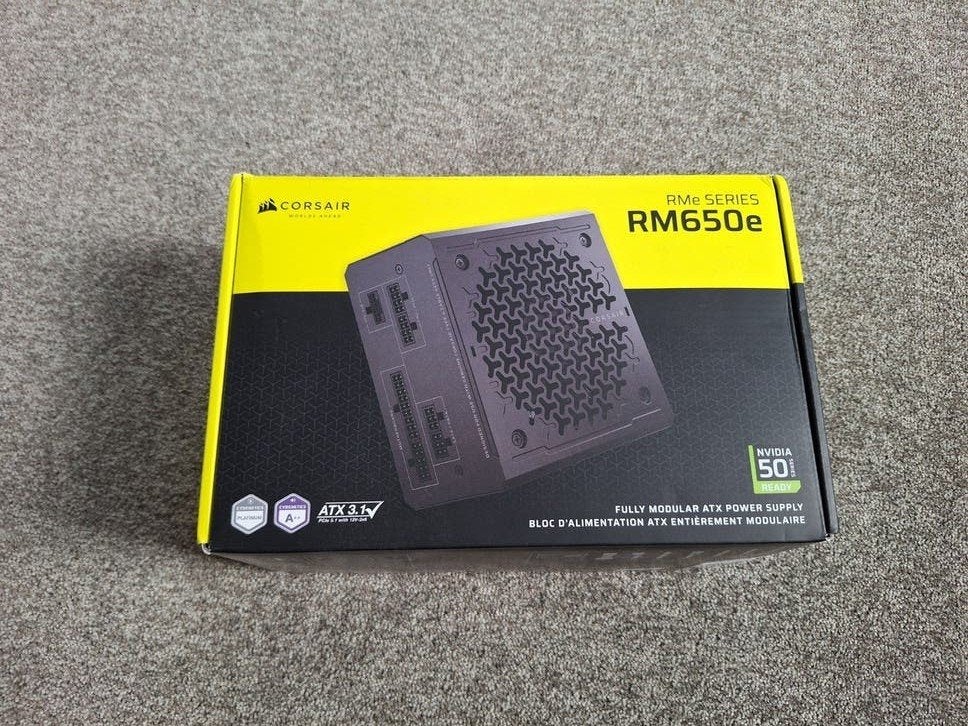 Corsair RM650e modulaire voeding (650W) - Nieuw, Ophalen of Verzenden, Zo goed als nieuw