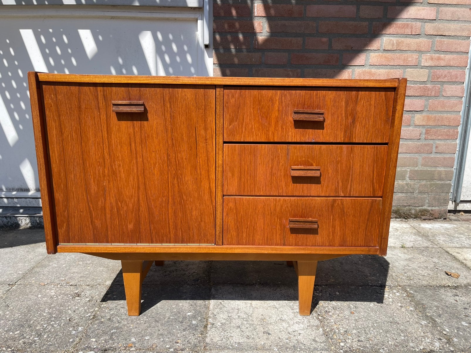 Vintage tv-/ dressoir-/ muziekkastje, Ophalen, O, O, O