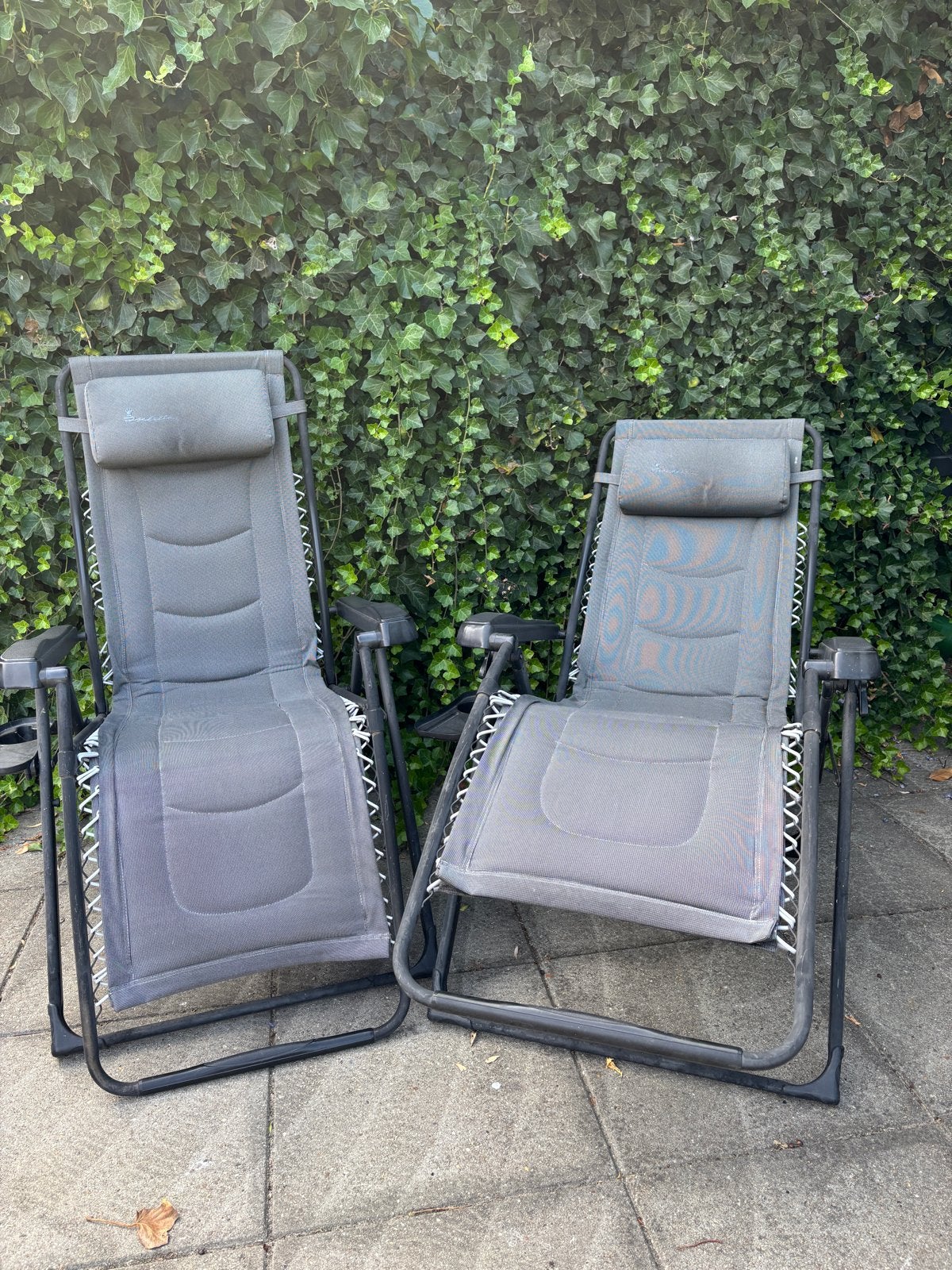 2 Isabella relaxstoelen, makkelijk te verstellen zit/lig., Ophalen, Gebruikt, Metaal, Inklapbaar