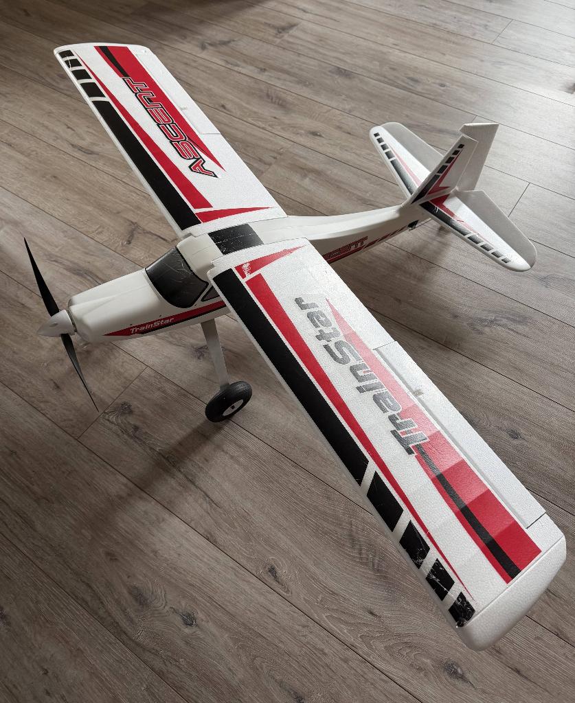 VolantexRC Trainstar Ascent 1.4m PNP modelvliegtuig, Hobby en Vrije tijd, Modelbouw | Radiografisch | Vliegtuigen, Ophalen of Verzenden
