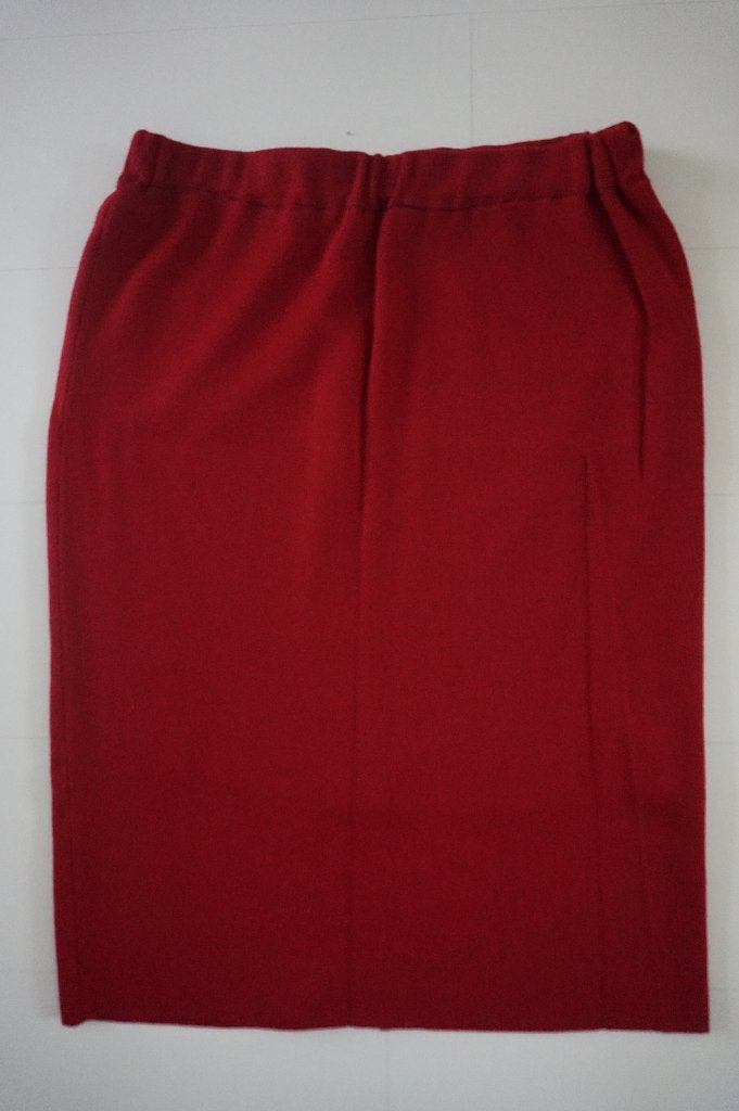 Lange rok warm rood wol met rits en split maat 40 - 42 M L, Maat 38/40 (M), Ophalen of Verzenden, Onbekend, Zo goed als nieuw