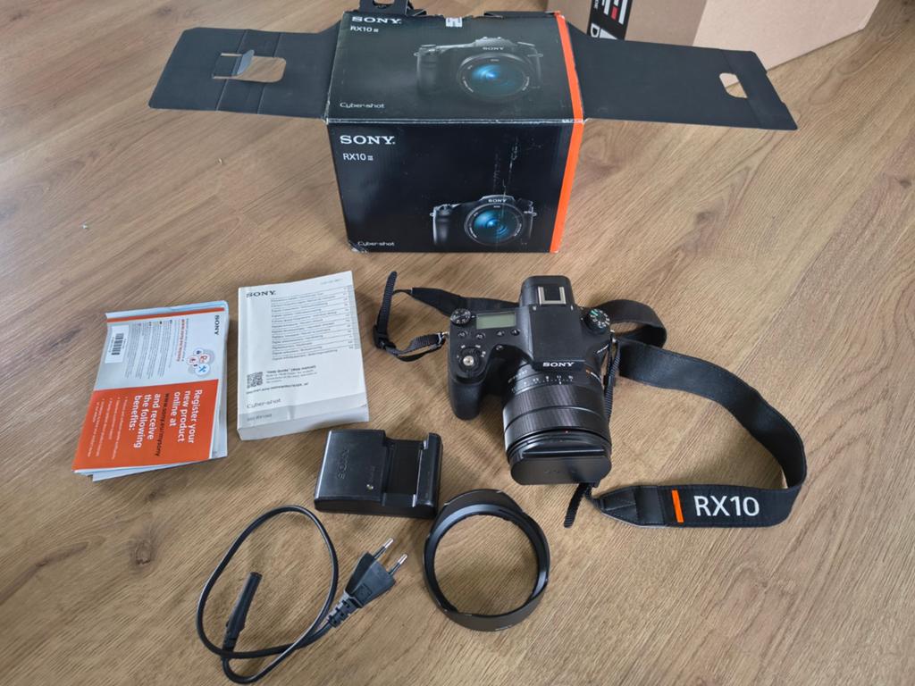 Sony rx10 3 iii in goede staat, Audio, Tv en Foto, Fotocamera's Digitaal, Ophalen, Zo goed als nieuw, Sony, Geen optische zoom