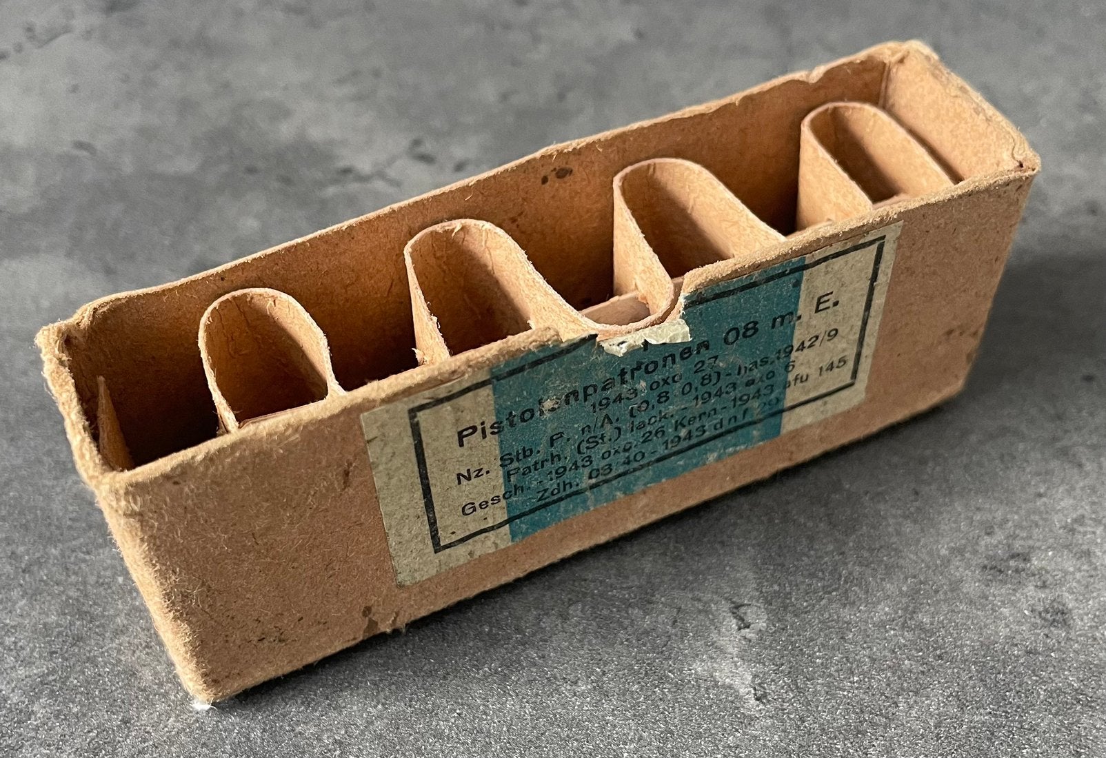 Duits 9 mm doosje 1943, Ophalen of Verzenden, Duitsland, Kist of Geocache