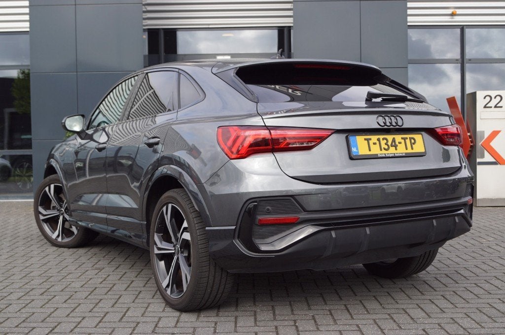 Audi Q3 SPORTBACK 45 TFSI-e S-Line /Trekhaak wegklb/ 20 Inch, Gebruikt, Met garantie (alle), 116 pk, Plug-in hybride