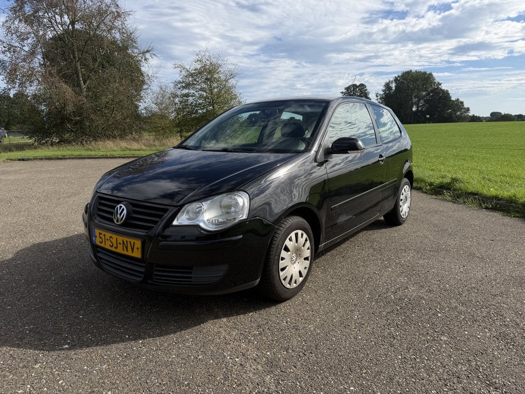 Volkswagen Polo 1.4 Trendline 3-deurs 2006 Zwart, Auto's, Voorwielaandrijving, 74 pk, Zwart, Zwart