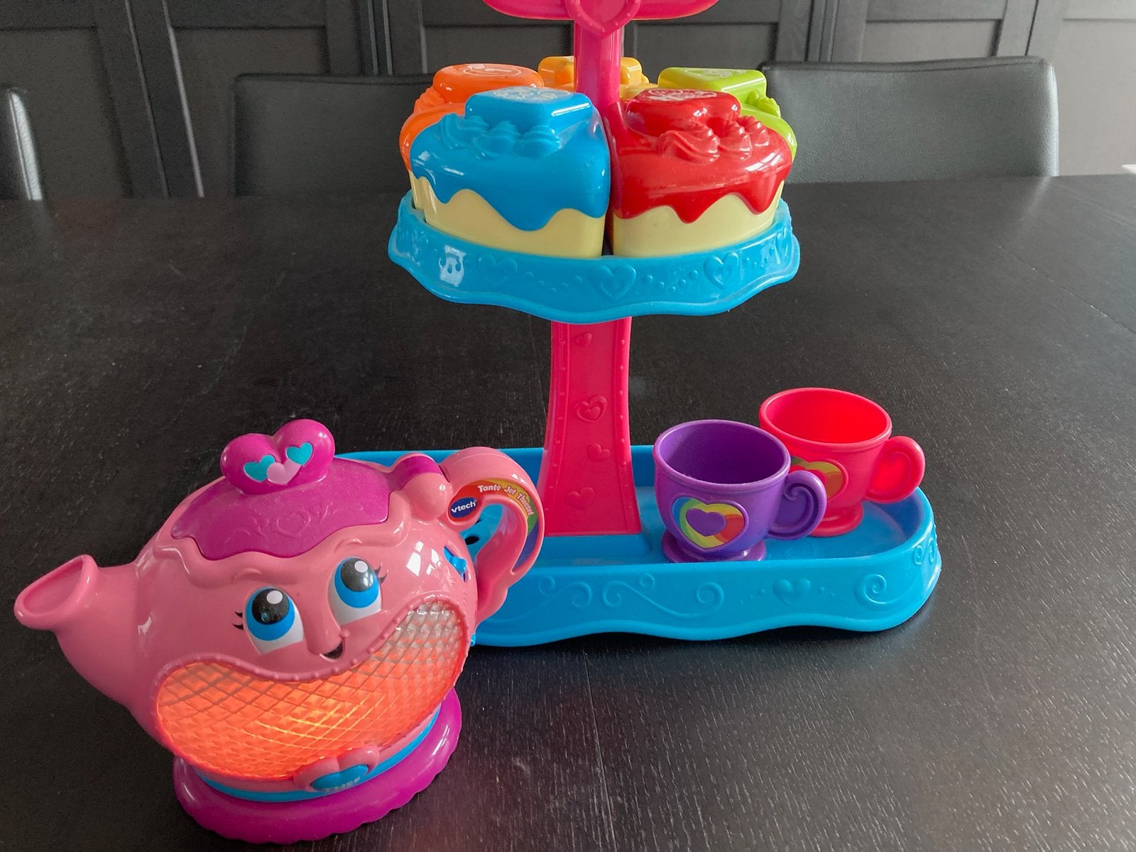Tante Jet thee set, theepot, inschenk geluid, liedjes, licht, Ophalen of Verzenden, Zo goed als nieuw