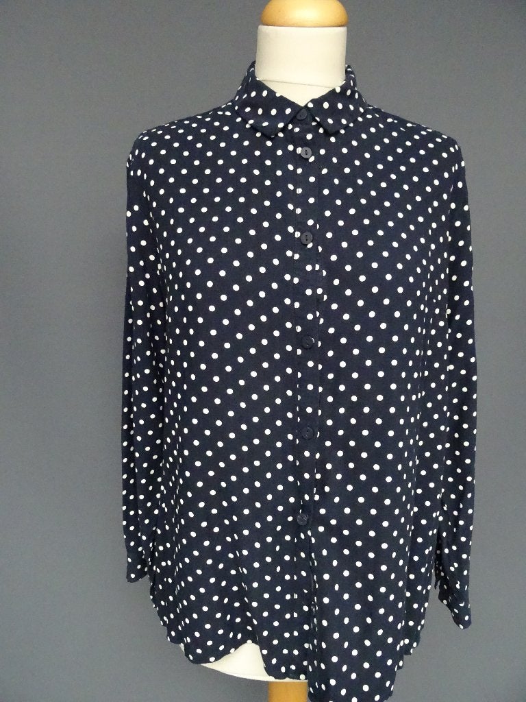 SALE !! H & M maat M, blouse met dots., Kleding | Dames, Blouses en Tunieken, Maat 38/40 (M), H&M, Blauw, Ophalen of Verzenden