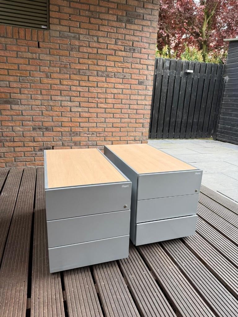 Twee Gispen ladekasten voor onder een bureau, Huis en Inrichting, Kasten | Ladekasten, Ophalen, Minder dan 50 cm, 75 cm of meer