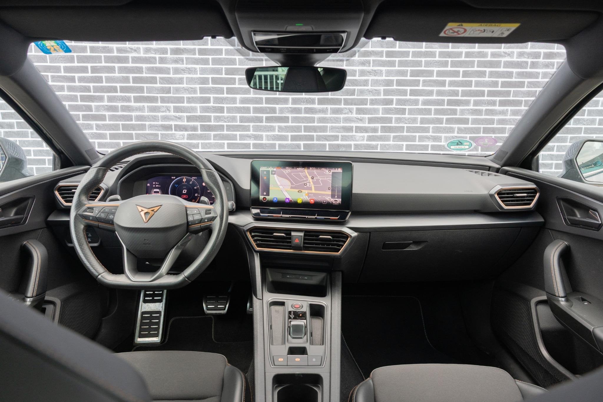 Cupra León
