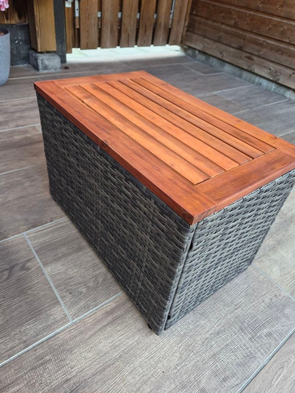 Stijlvolle bijzettafel/opbergbox voor buiten, Ophalen, Nieuw, Rechthoekig, Wicker