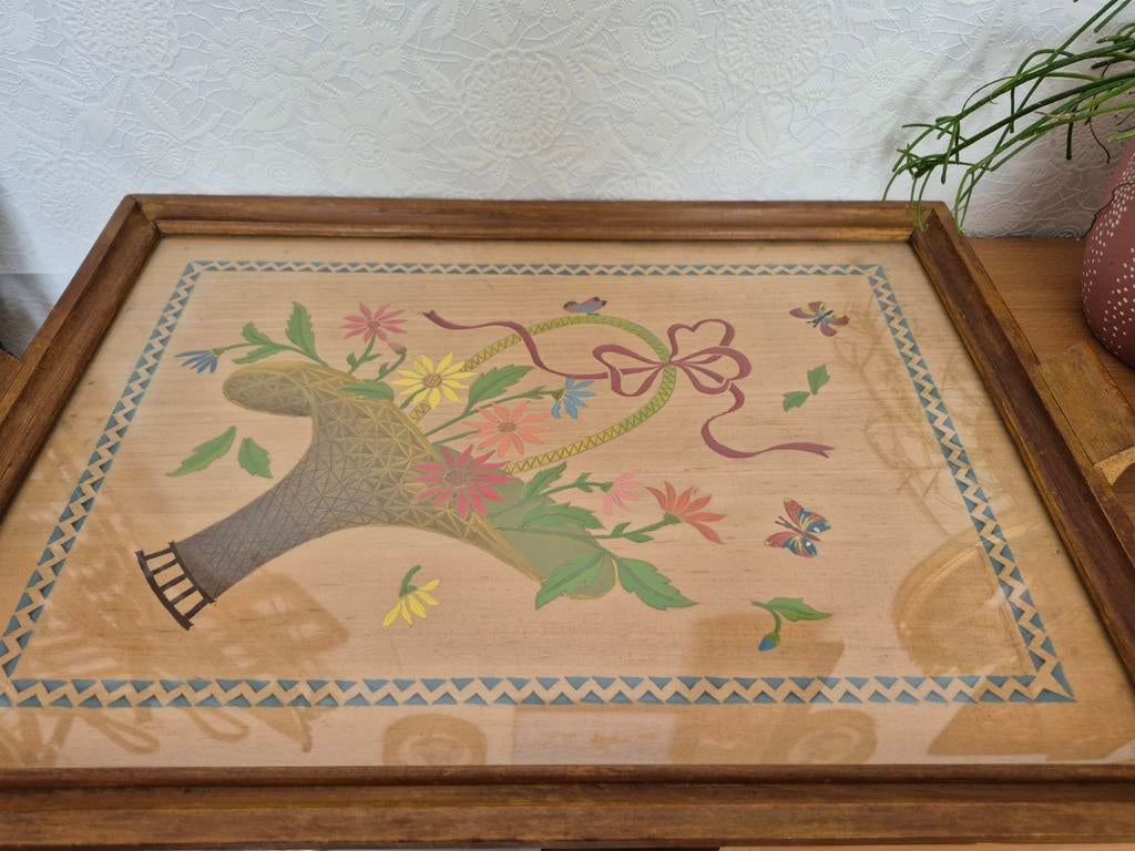 Heel leuk vintage houtsnijwerk ( bloemenmand) dienblad, Antiek en Kunst, Ophalen of Verzenden