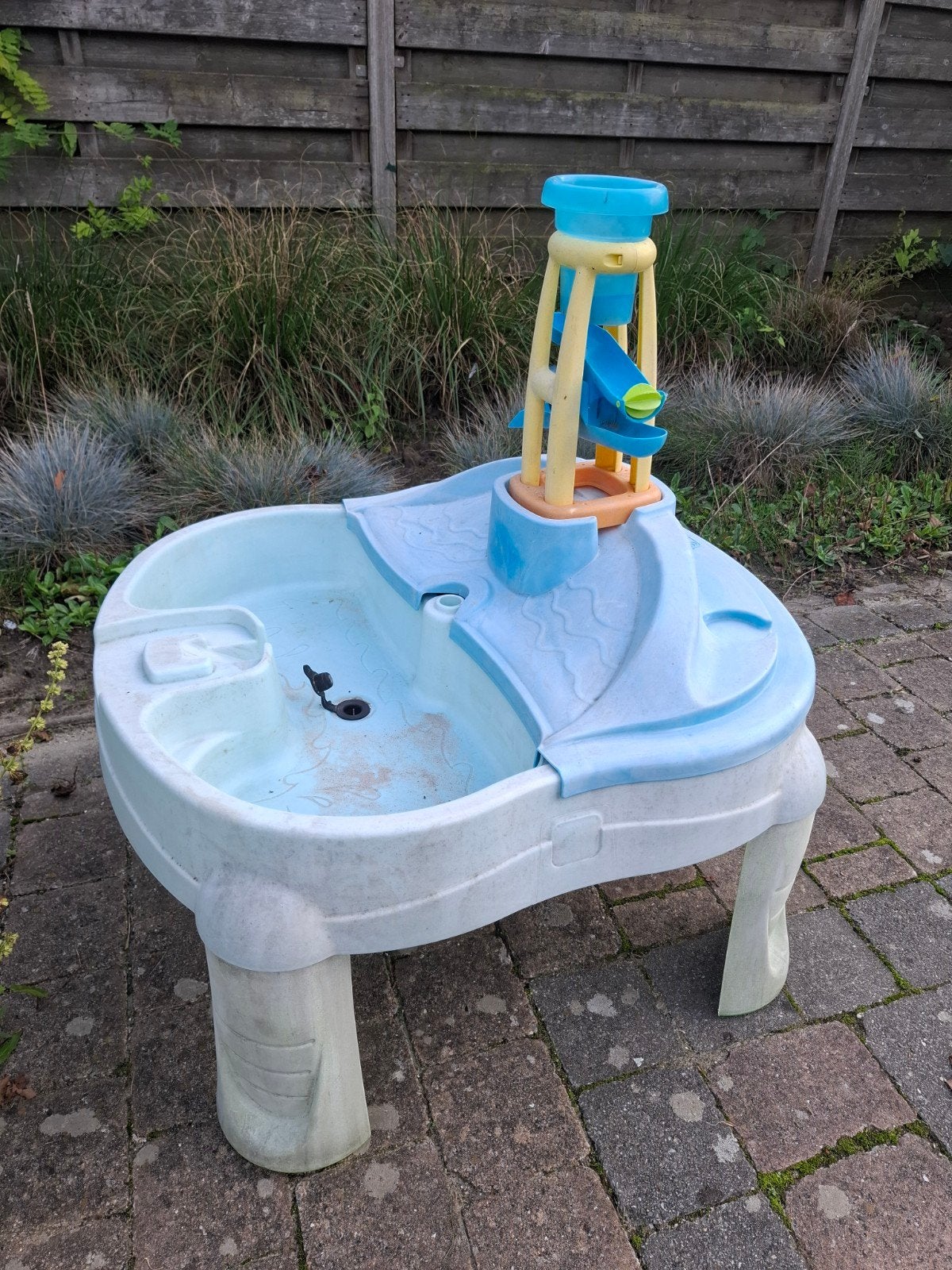 Step2 Zand- en Watertafel - Verkleurd door zon, Kinderen en Baby's, Ophalen, Gebruikt