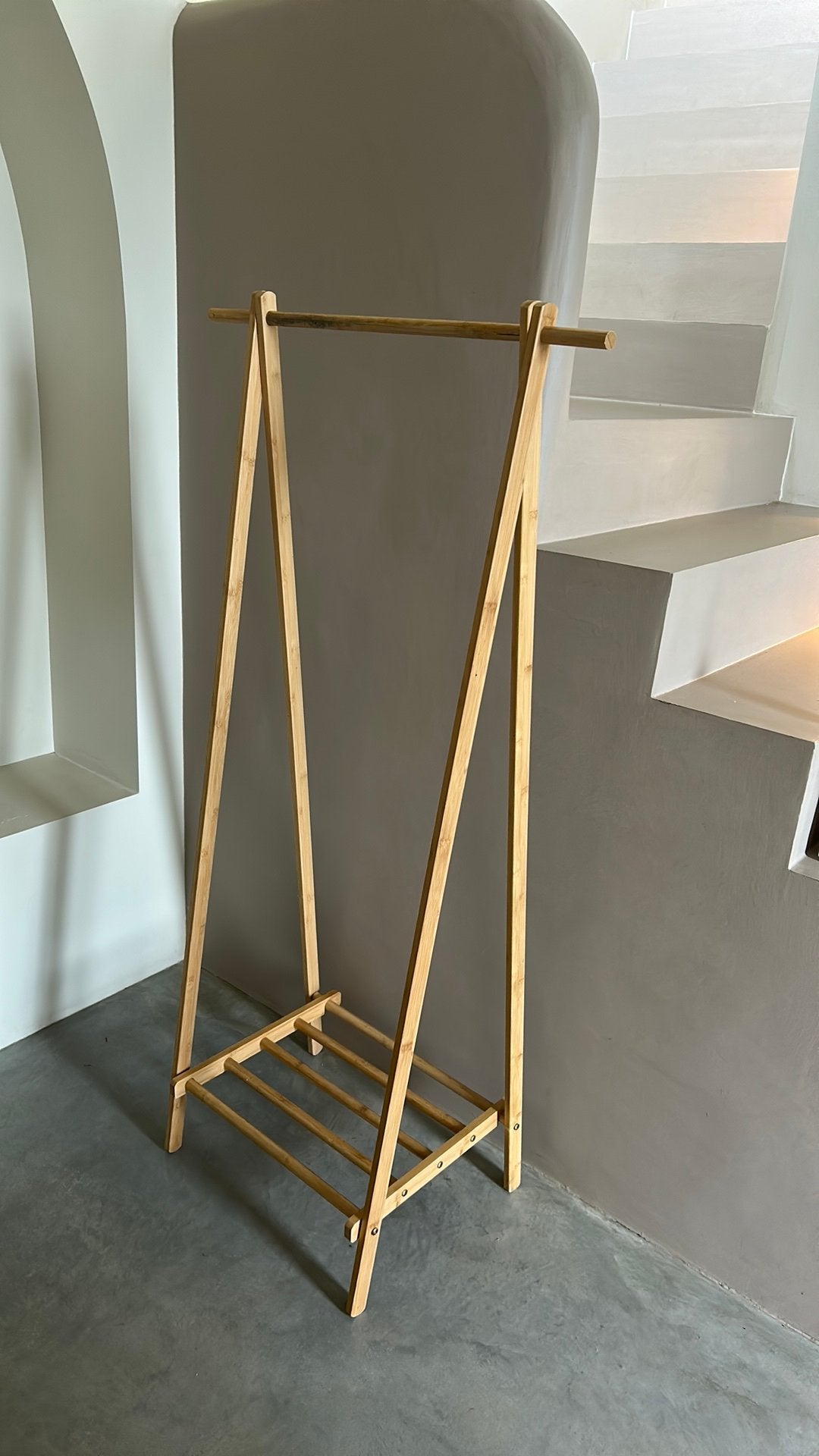 Kledingrek van hout, Ophalen, Gebruikt
