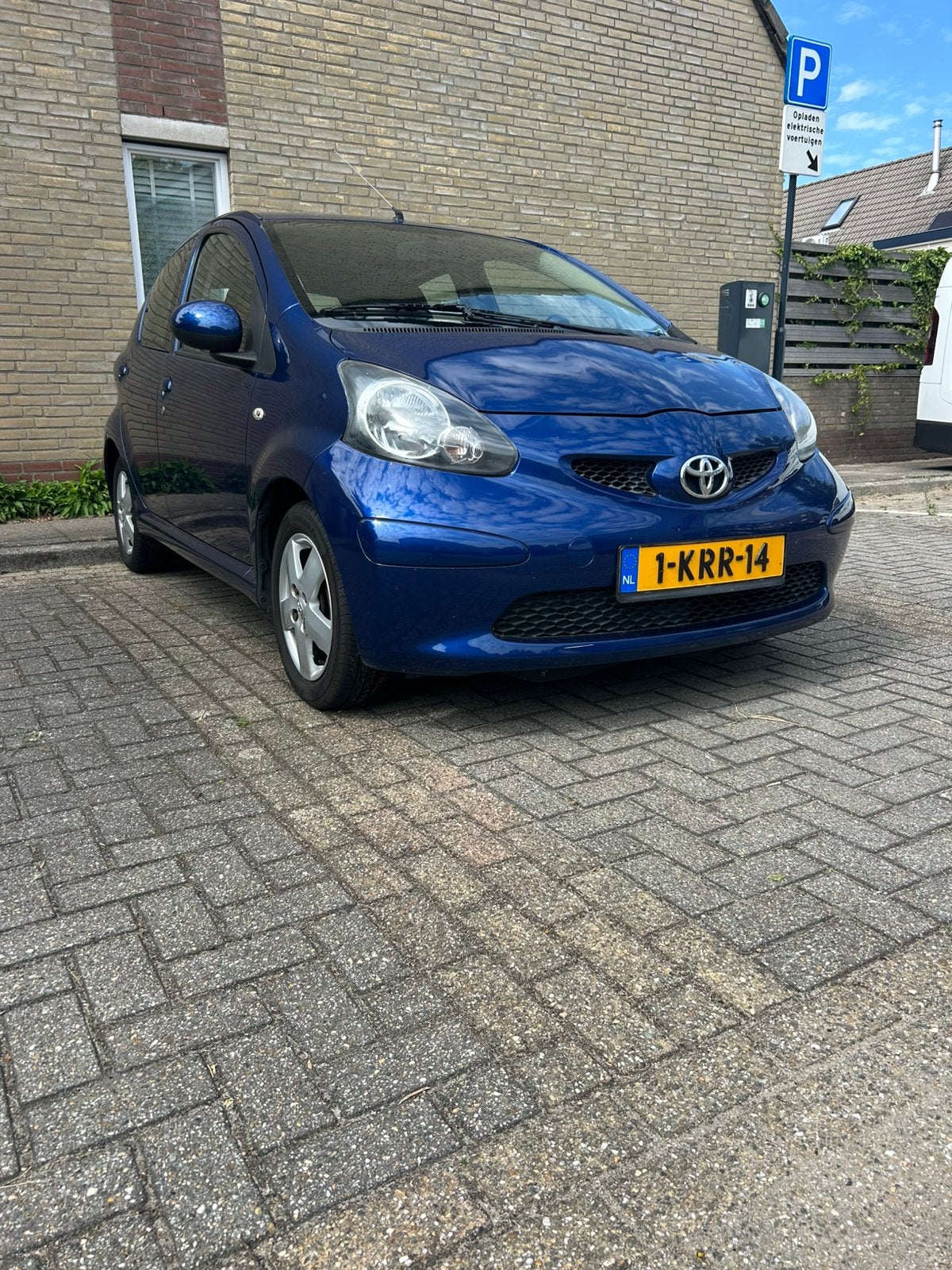 Toyota Aygo 1.0 12V Vvt-i 5DRS 2007 Blauw, Auto's, Toyota, Voorwielaandrijving, 68 pk, Handgeschakeld, Particulier