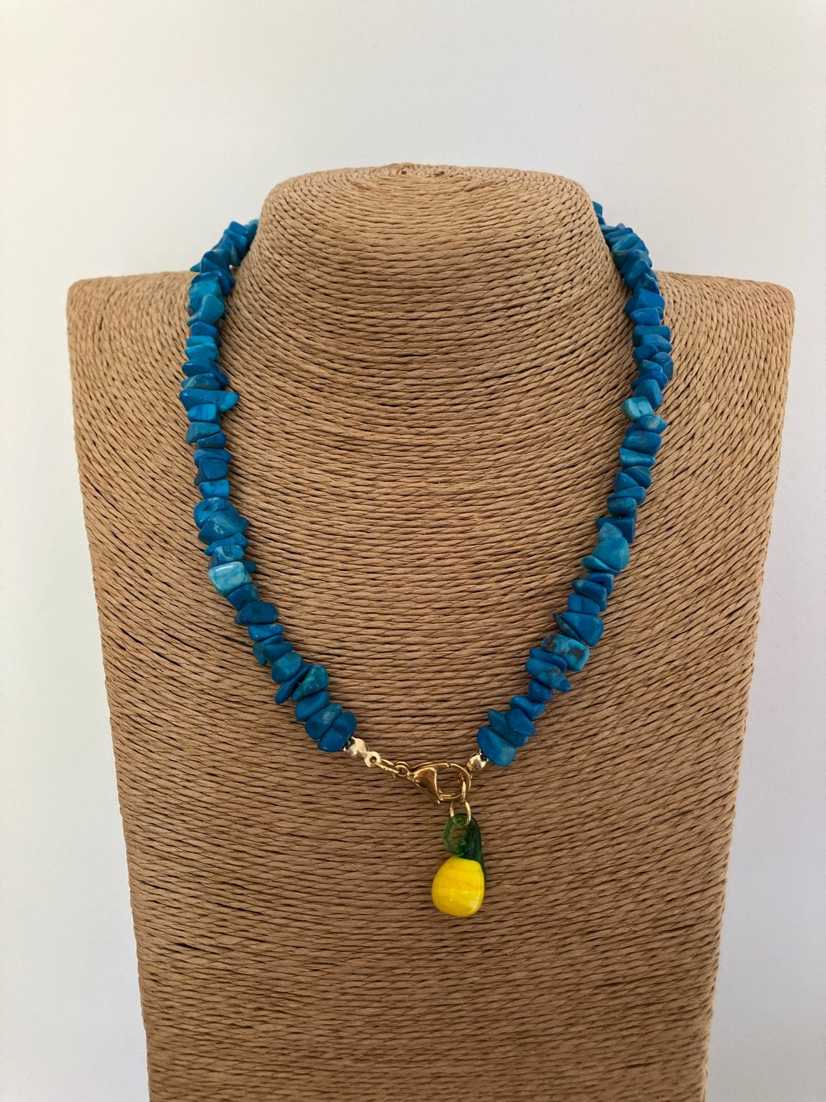 Turquoise ketting met citroen hanger, Nieuw, Overige materialen, Met hanger, Verzenden
