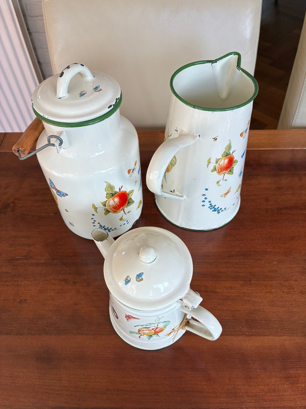 Janneke Brinkman set met schenkkan, melkbus en theepot, Ophalen