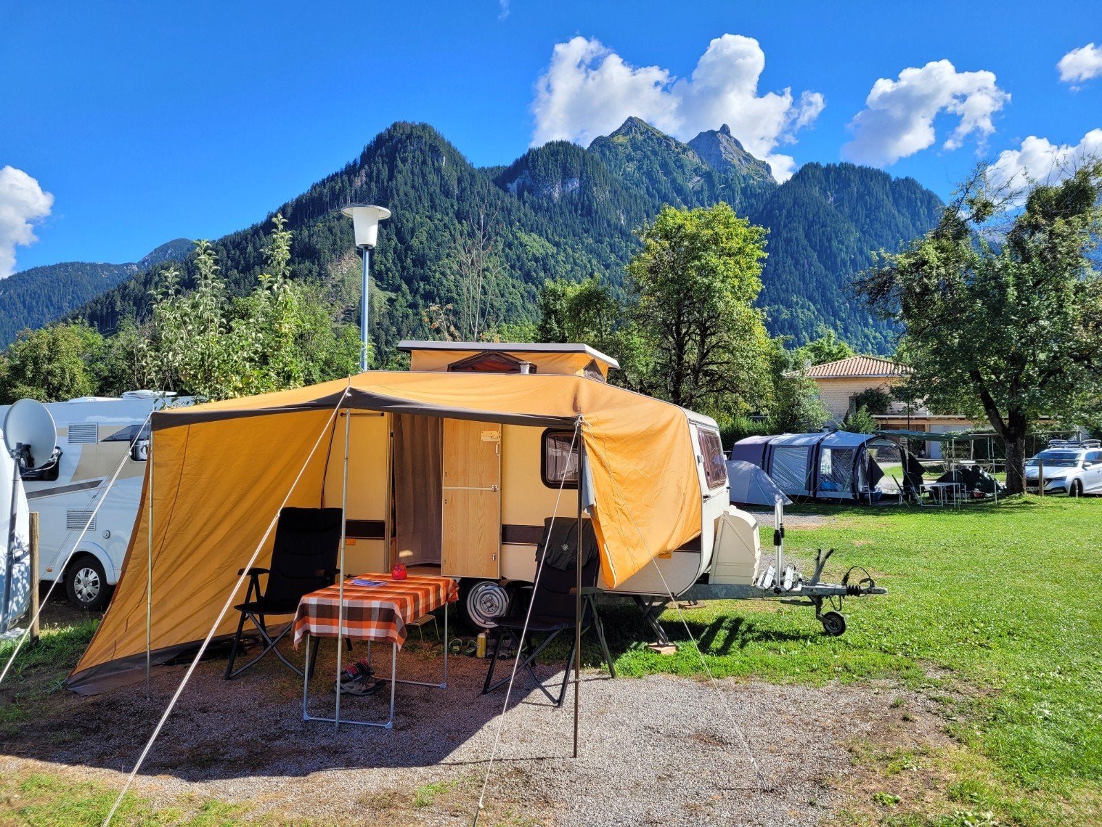 Compacte Otten Ontdekker 315 DS caravan, Overige merken, Treinzit, Particulier, Tot 4 meter