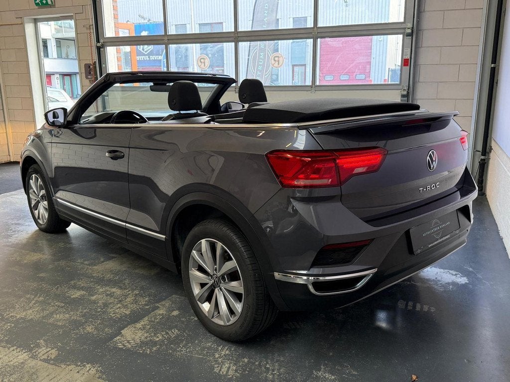 Volkswagen T-Roc Cabrio 1.5 TSI Style Automaat, Auto's, 4 cilinders, Bedrijf, Nieuw, Adaptive Cruise Control