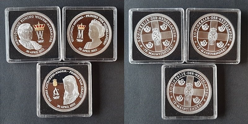 3 penningen inhuldiging Willem Alexander, Postzegels en Munten, Penningen en Medailles, Verzenden, Overige materialen, Nederland