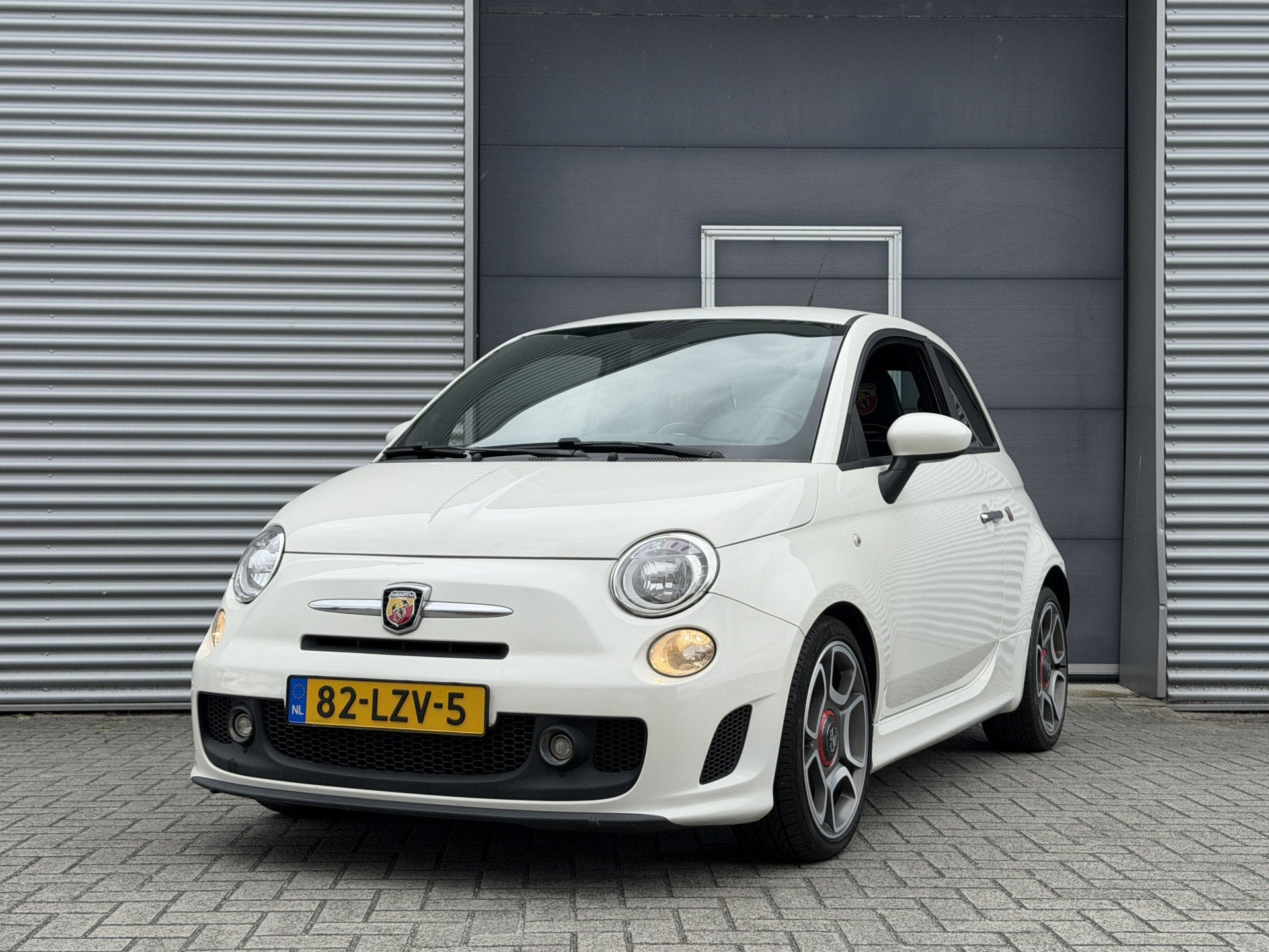 Fiat 500 1.4-16V Abarth I 135 PK I Airco I Leder (bj 2010), Auto's, Voorwielaandrijving, Euro 5, Zwart, 4 cilinders