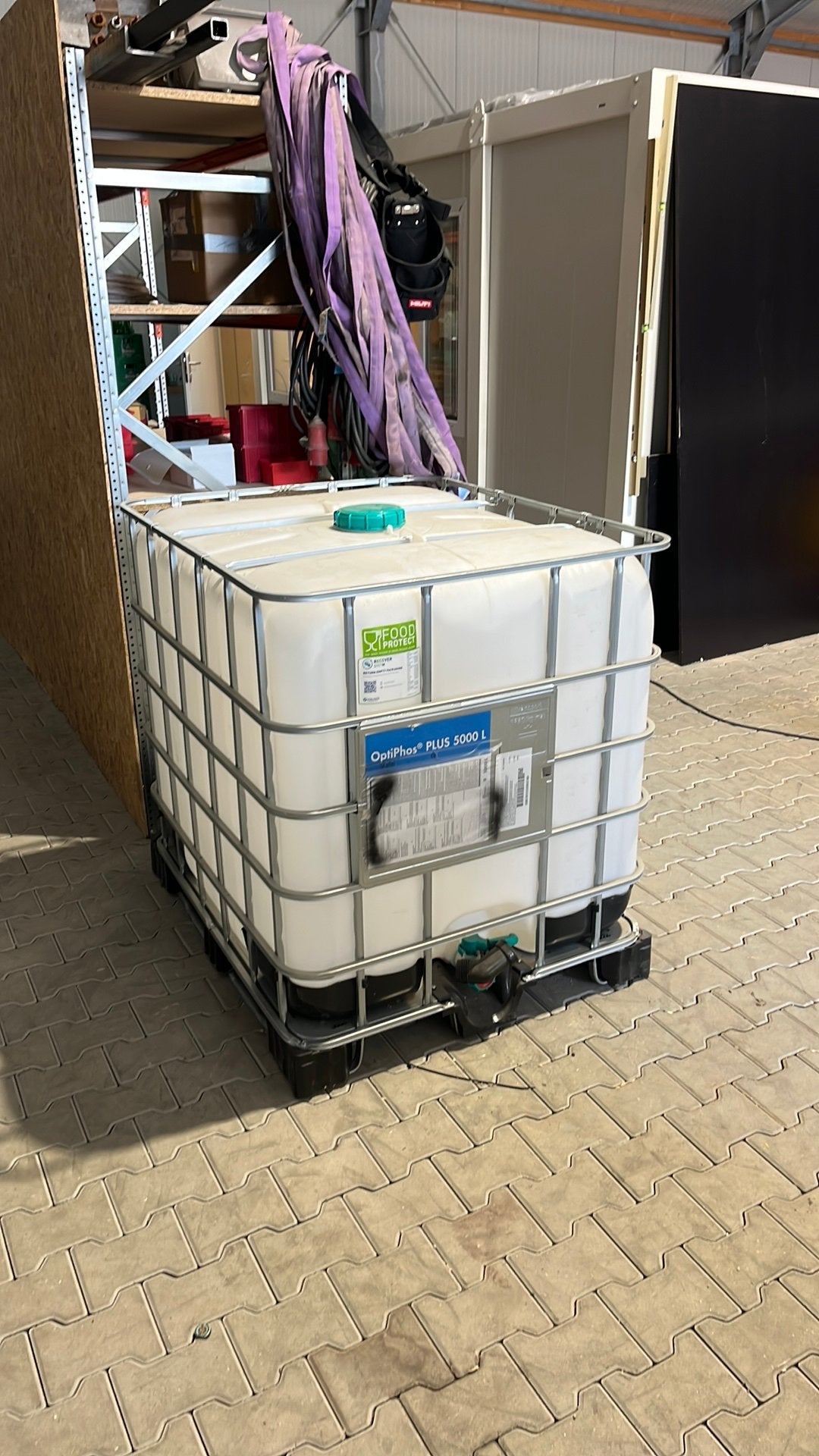 Ibc vat voor kratje bier, 150 liter of meer, Ophalen, Zo goed als nieuw