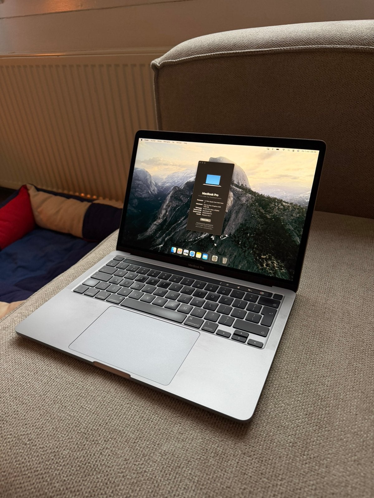 Foto 4 van Macbook Pro 13inch 2020