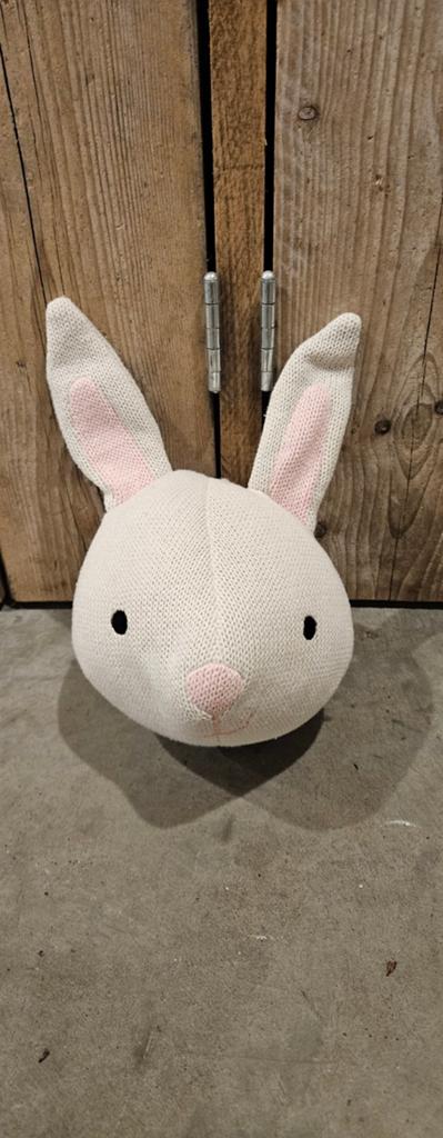 Kidsdepot gebreide konijnenkop voor kinderkamer, Ophalen of Verzenden, Zo goed als nieuw, Wanddecoratie